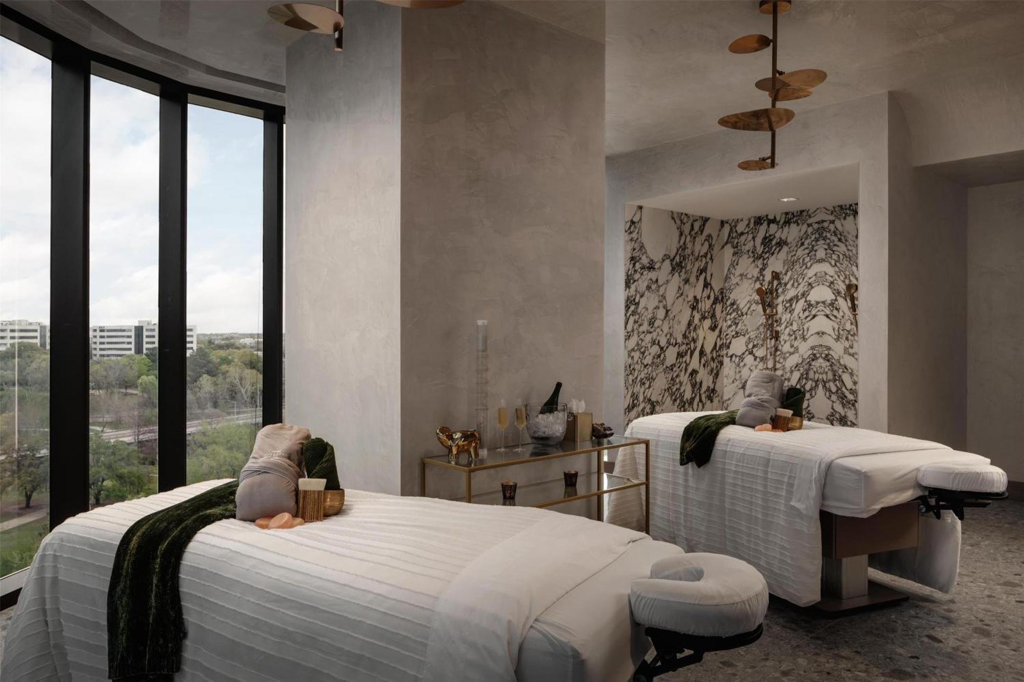 Thompson Houston, By Hyatt Hotel Buitenkant foto